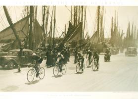 Tour of the '30s - Racing by the sailboats at Carcassonne by Presse 'e Sports